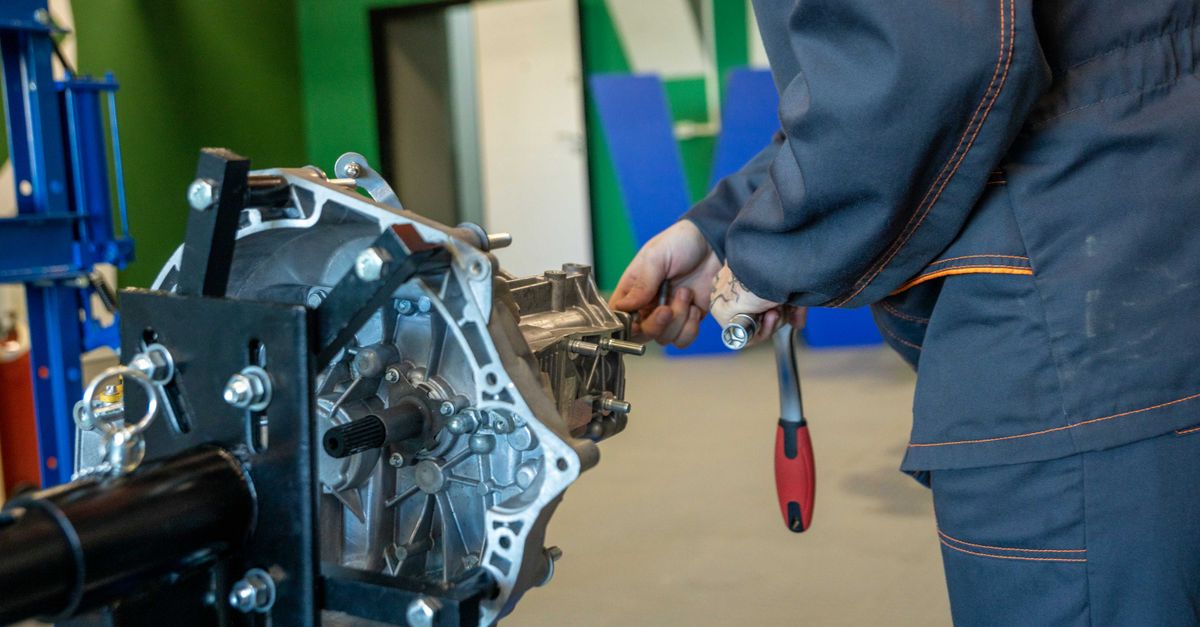 locksmith service technician — Regional Locksmiths